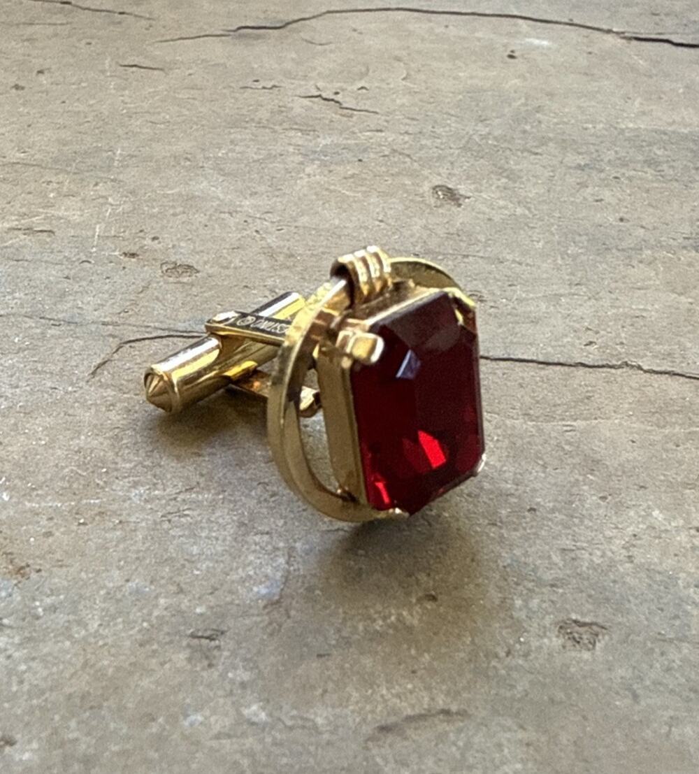 Single Vintage Destino 1/20 12K GF Ruby Red Glass Cufflink Replacement Upcycle